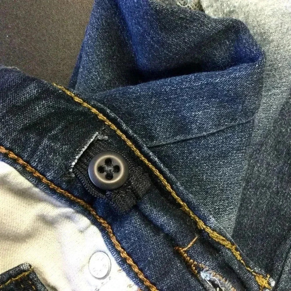 Levi's kids boys Blue Five Pocket Distressed Denizen Slim Jeans Size Regular 8 - Picture 6 of 11